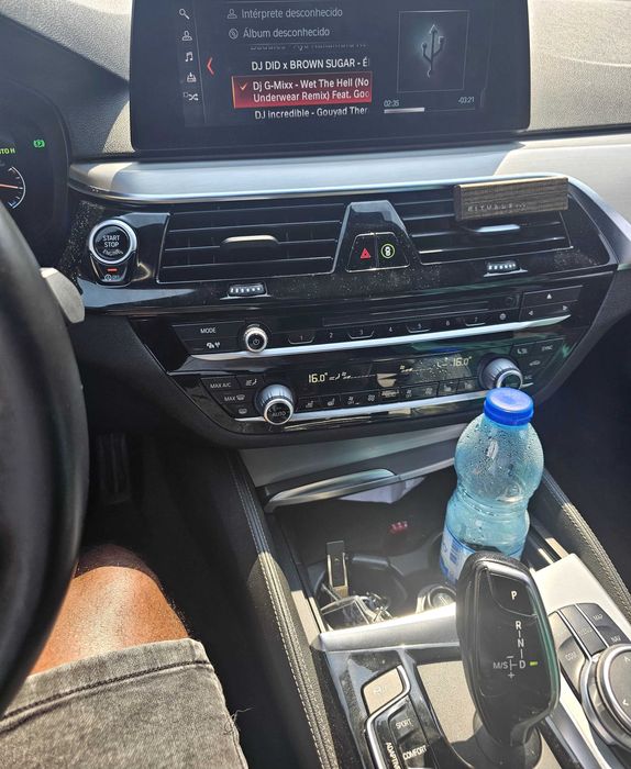 BMW 525d Nacional Pack M