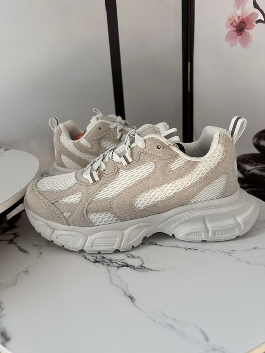 Кросівки весна літо кроси