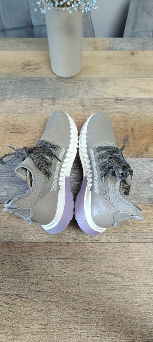 Buty damskie sportowe Ecco Zipflex Low rozmiar 40 wkładka 25,5 cm