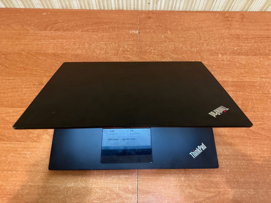 Ноутбук Lenovo E480 core i7 8gen Radeon RX 550