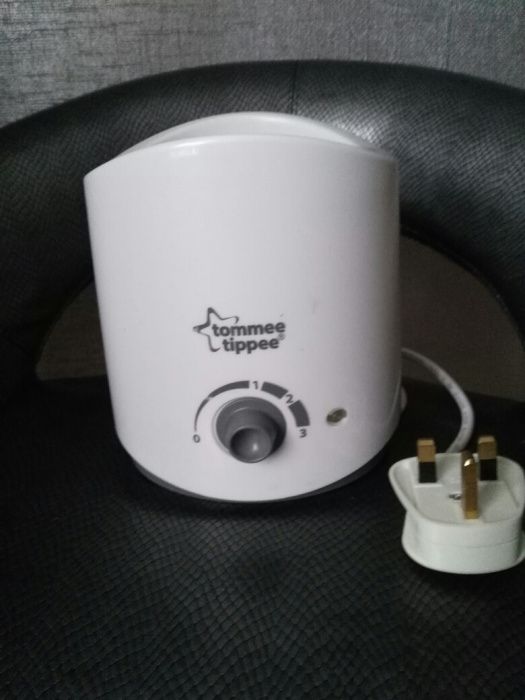 Підігрівач для дитячих пляшечок Tommee tippee