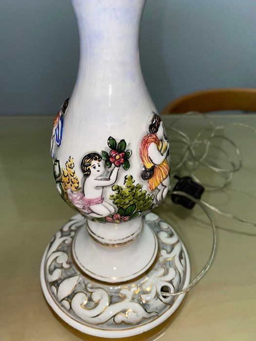 Candeeiro de mesa vintage de cerâmica