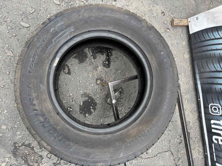 Шини 225/70 R16 пара Dunlop 6,5мм, всесезон