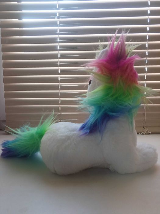 Інтерактивний єдиноріг Ani Magic.