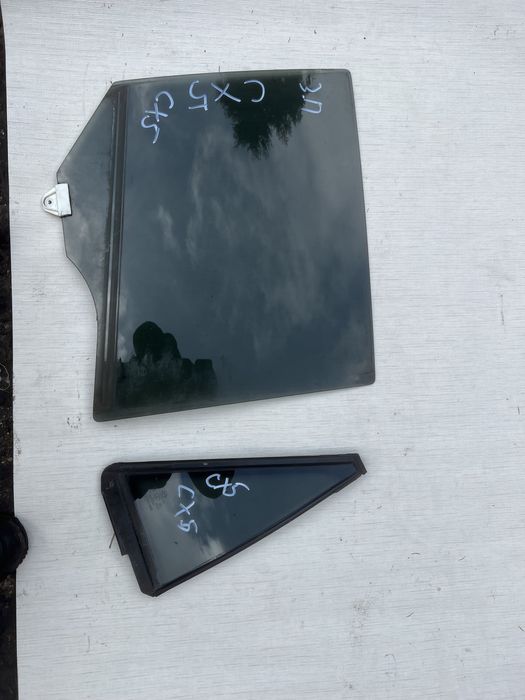 Стекло дверь зад правая mazda cx5 мазда сх5 год 16