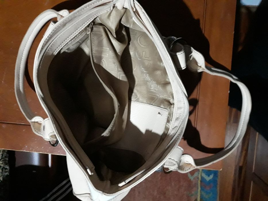 Mala Coccinelle Desconto