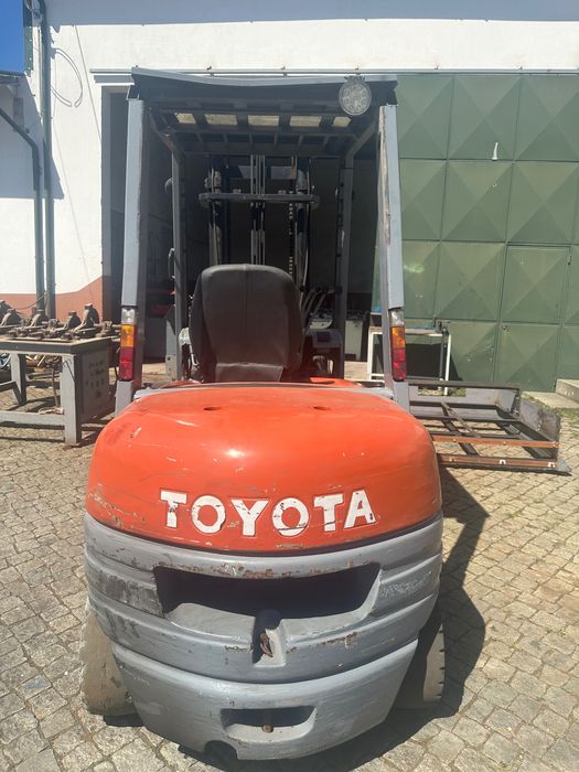 Venda de Empilhador Toyota 3 T