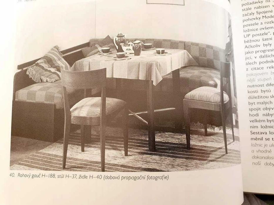 Stół Art Deco Jindrich Halabala H- 37 UP Zavody
