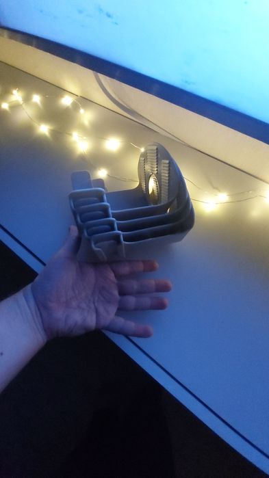 Кути для тримання постільної  білизни. Працюють!