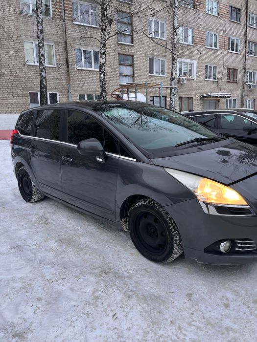 Peugout пежо 5008