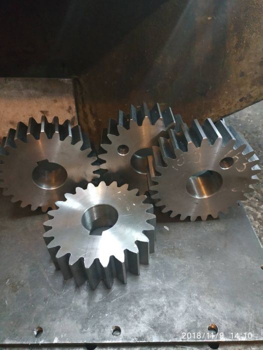 Изготовление шестерен и приводных звёзд. Вал-шестерен и венцов