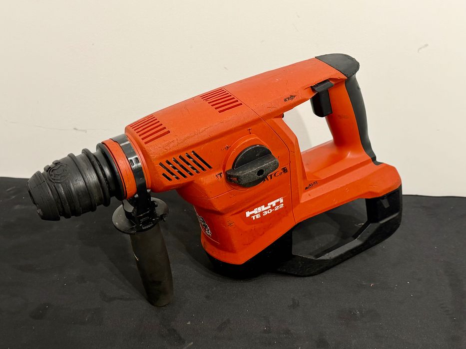 Akumulatorowa młotowiertarka HILTI TE30-22 NURON BODY BDB STAN