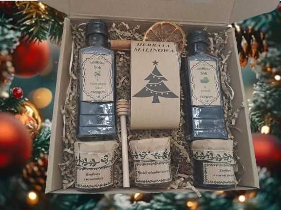 Zestaw box prezent "choinka, herbata", soki, konfitury, miód, czerpak