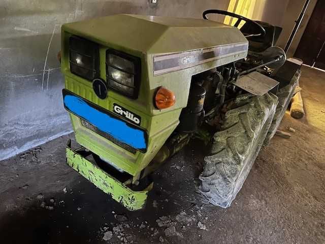 Trator Grillo 26cv + alfaias