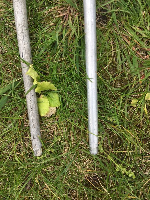 Stare kije aluminiowe 130cm kiedyś narciarskie
