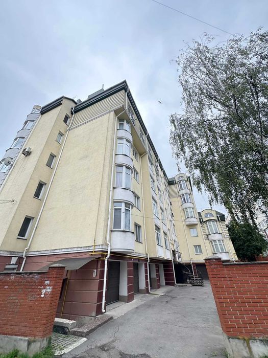 3 кім. вул. Новий світ