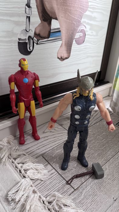 Ігрова фігурка Hasbro Avengers Titan Hero Тор та Залізна людина