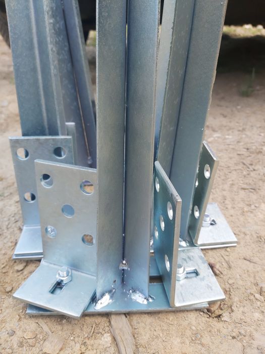 Podstawy słupa, kotwy regulowane uniwersalne do belek