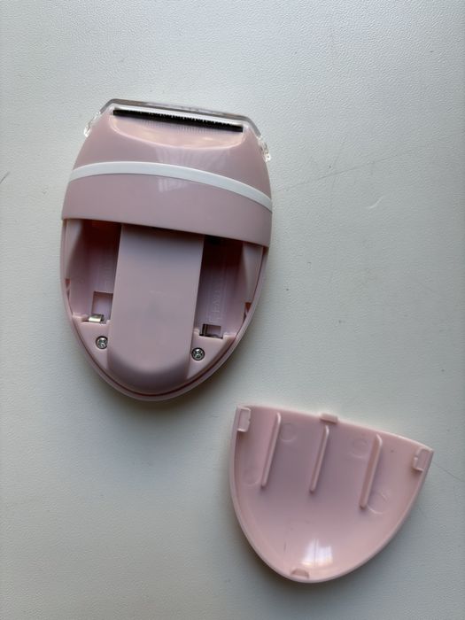 Продам жіночу бритву