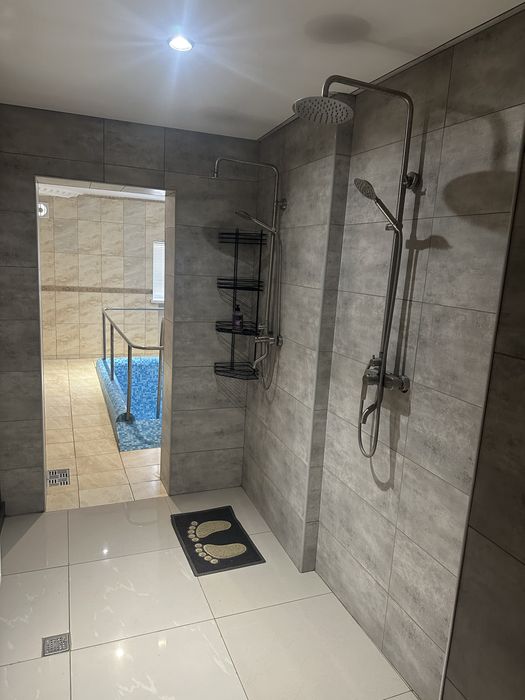 Двомісна кімната номер для відпочинку на березі озера з альтанкою