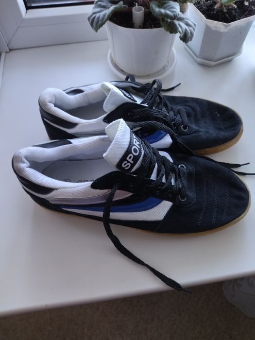 Кеды:42 размер ( стелька:27 см)