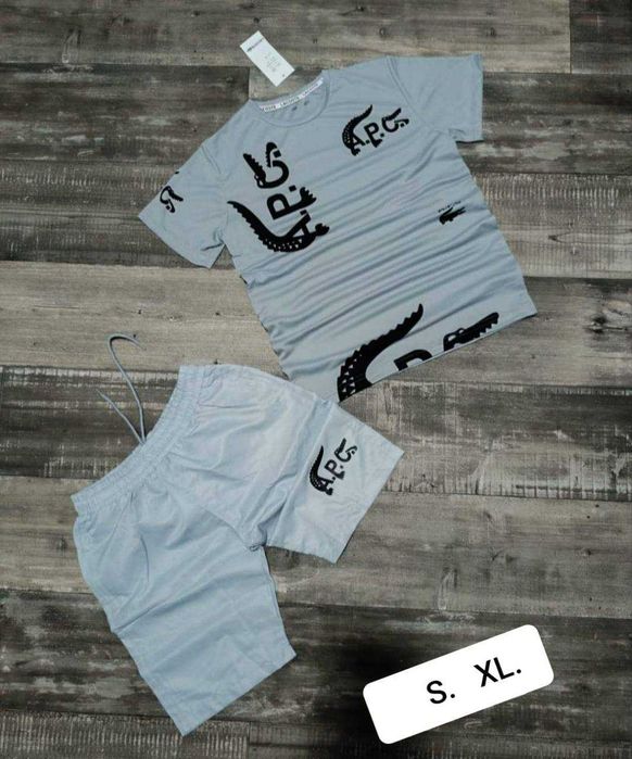 Conjuntos disponíveis do S ao XL