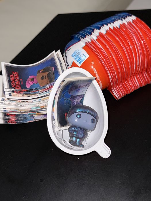 Фігурки Kinder Stranger Things / Кіндер Дивні Дива