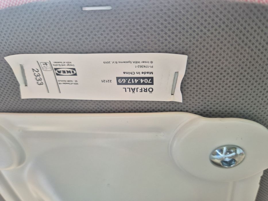 Ikea  Dziecięce krzeslo biurowe białe/różowe  Örfjall