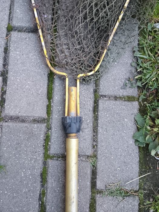 Podbierak wędkarski długość 145cm