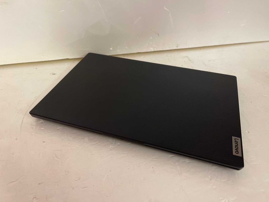 Игровой СВЕЖАК 2025! Lenovo V15 + (Core i5 13" го покол.) + КАК НОВЫЙ!