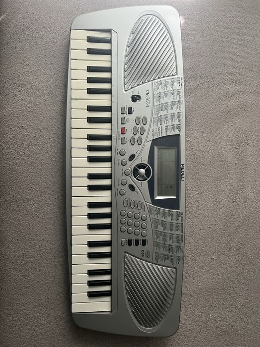 синтезатор Medeli mc37A