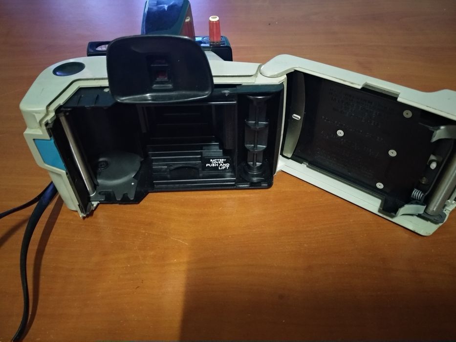 Polaroid Swinger Sentinel Land Camera64738499942019123