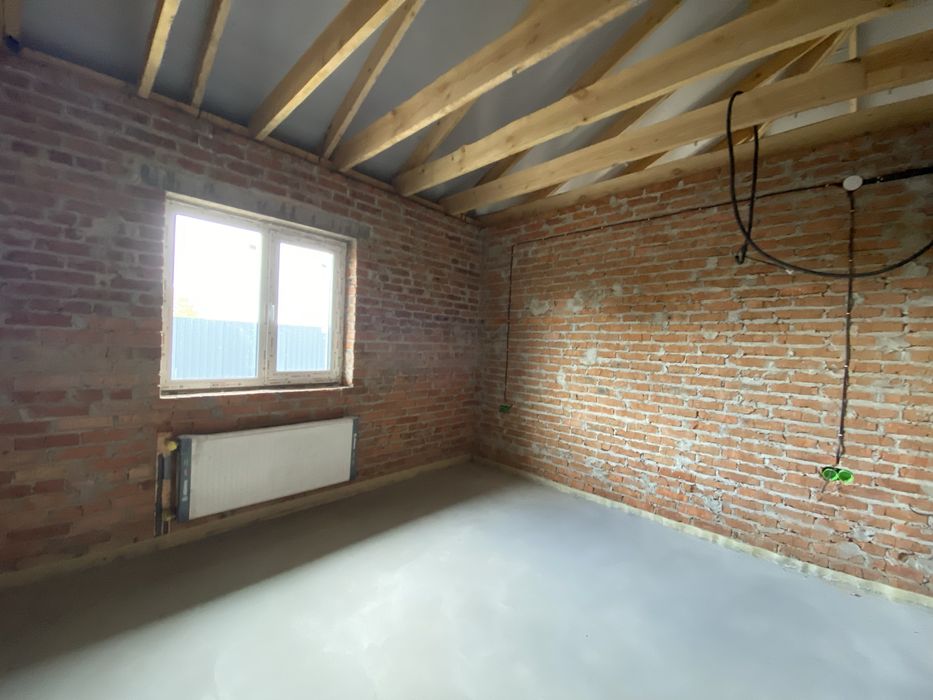 Продаж чистового будинку