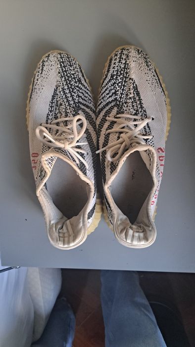 Yeezy Boost 350 V2 Zebra Usado