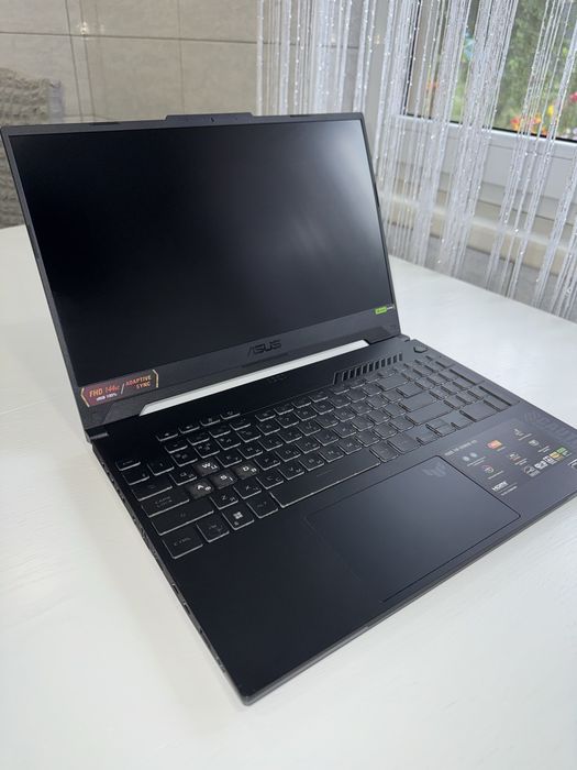 Asus Tuf gaming A15 RTX 4060 Ryzen 7 7435HS