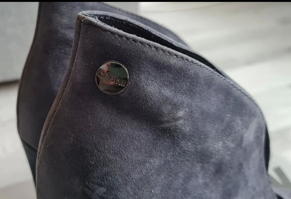 Botki zamszowe Carinii r.37