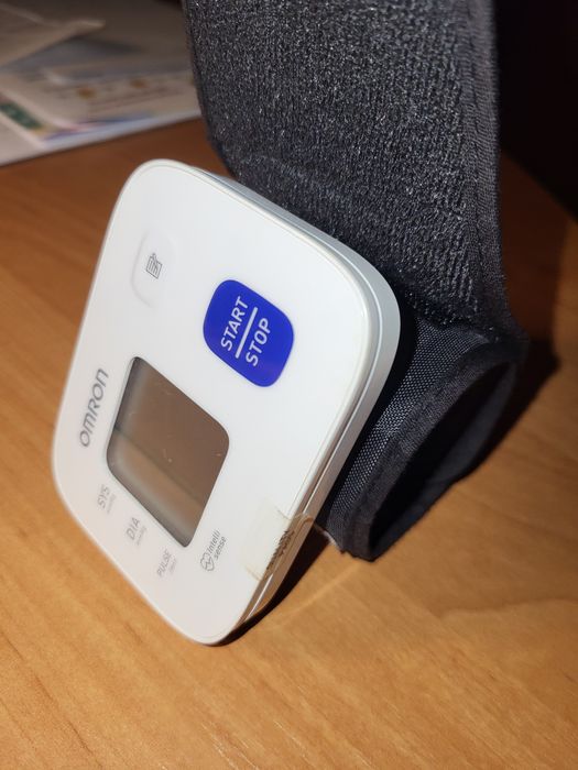 Тонометр Omron RS1