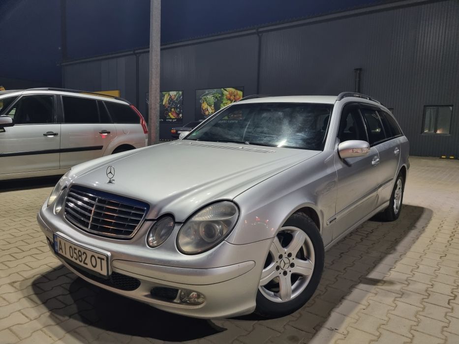 Mercedes-Benz e211