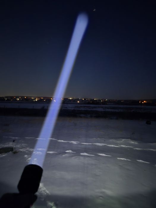 Продам фонарик Kensun.