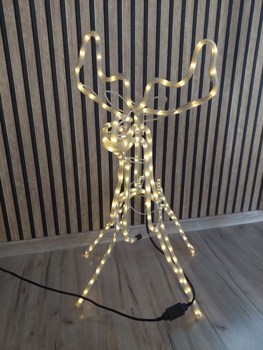 Duzy renifer led