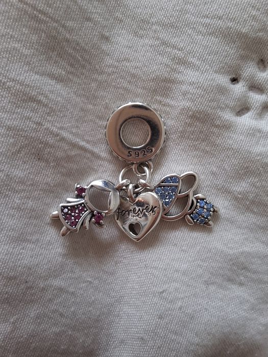 Piękny charms do zawieszek typu Apart, Pandora etc