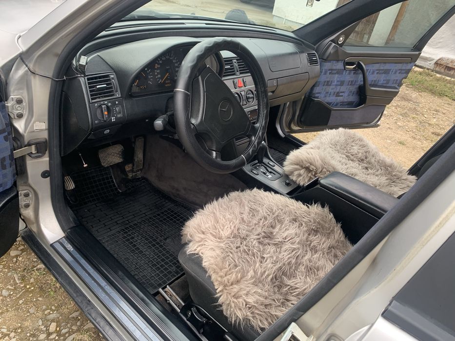 Mercedes-Benz C200 96го року