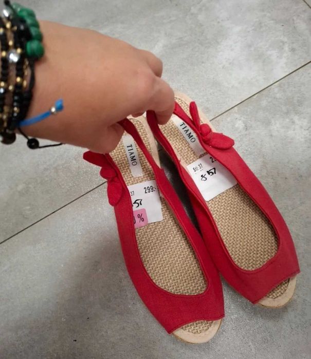 Buty na koturnie rozmiar 37