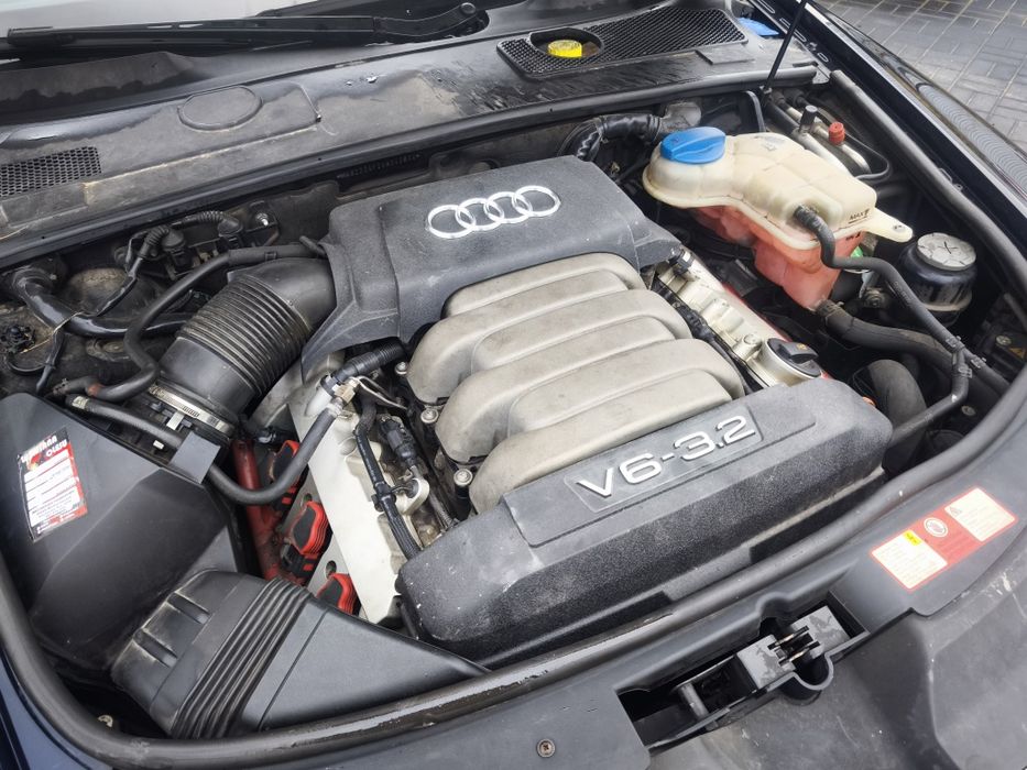 AUDI A6 C6 3.2 Quattro / Automat / OC + Pt do 09.2026r