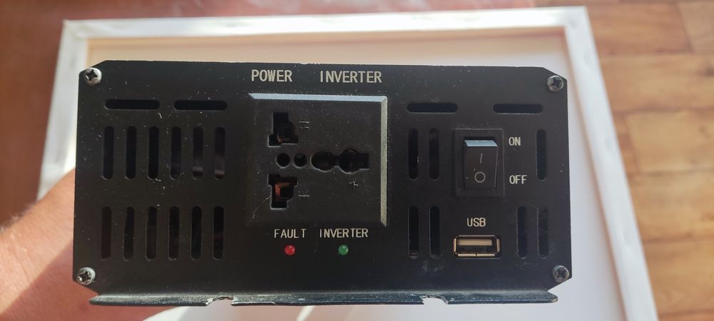 Инвертор  Powerone Plus