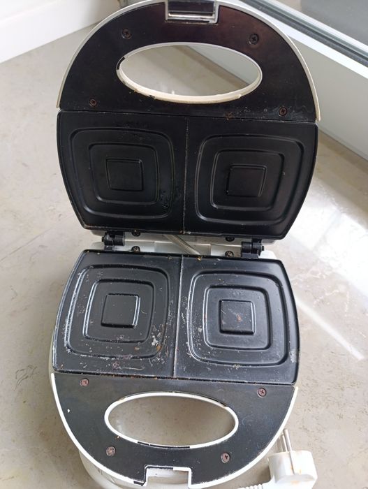 Taurus Toaster64553107830274124