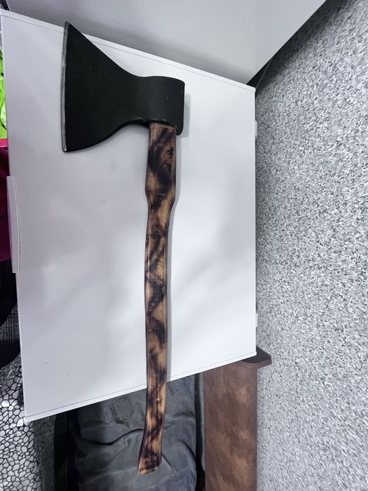 Продам велику сокиру мясника