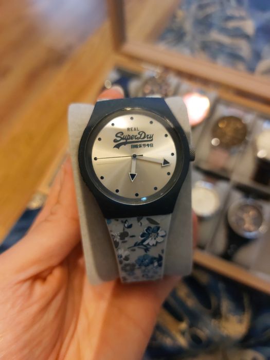 Zegarki BOSS, Superdry, Fossil, Versus Versace