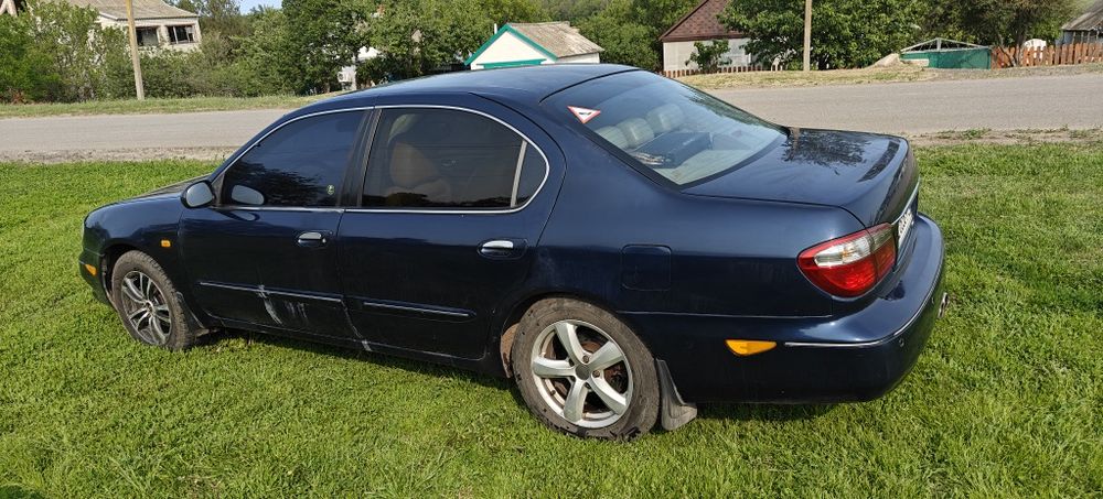 Nissan maxima a33