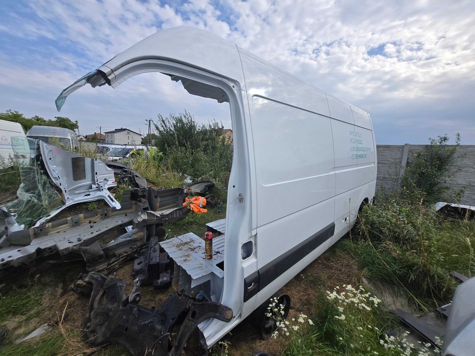Renault master 3 master IV bok lewy L3H2 , max 2022 rok igła
